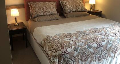 Sir Alfred Munnings Hotel