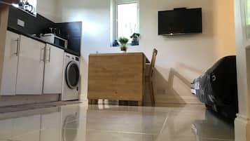 Apartamento, suíte (Copthorne Mews Ub3 4bn ) | Cozinha privada