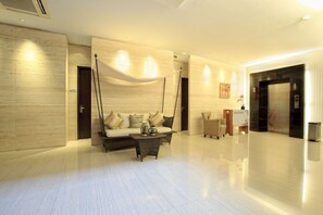 Lobby lounge - Rasuna Icon Hotel (Jakarta)