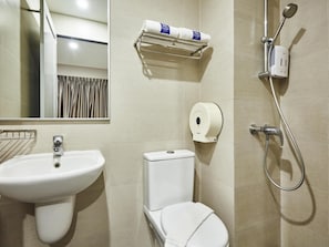 In-room safe, desk, iron/ironing board, free WiFi