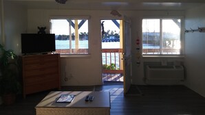 Unclassified image, 5 of 98, button - Bridgewater Inn (Matlacha)