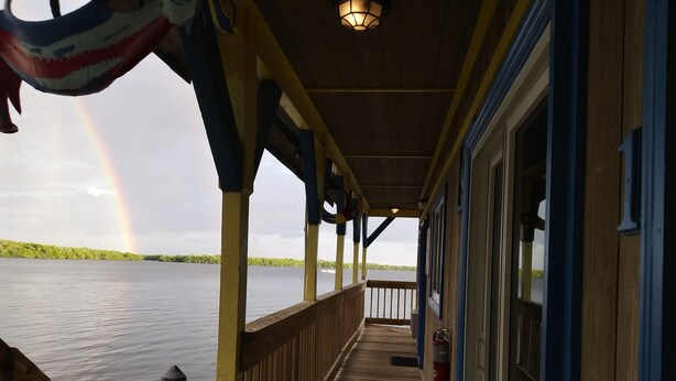 Unclassified image, 1 of 98, button - Bridgewater Inn (Matlacha)