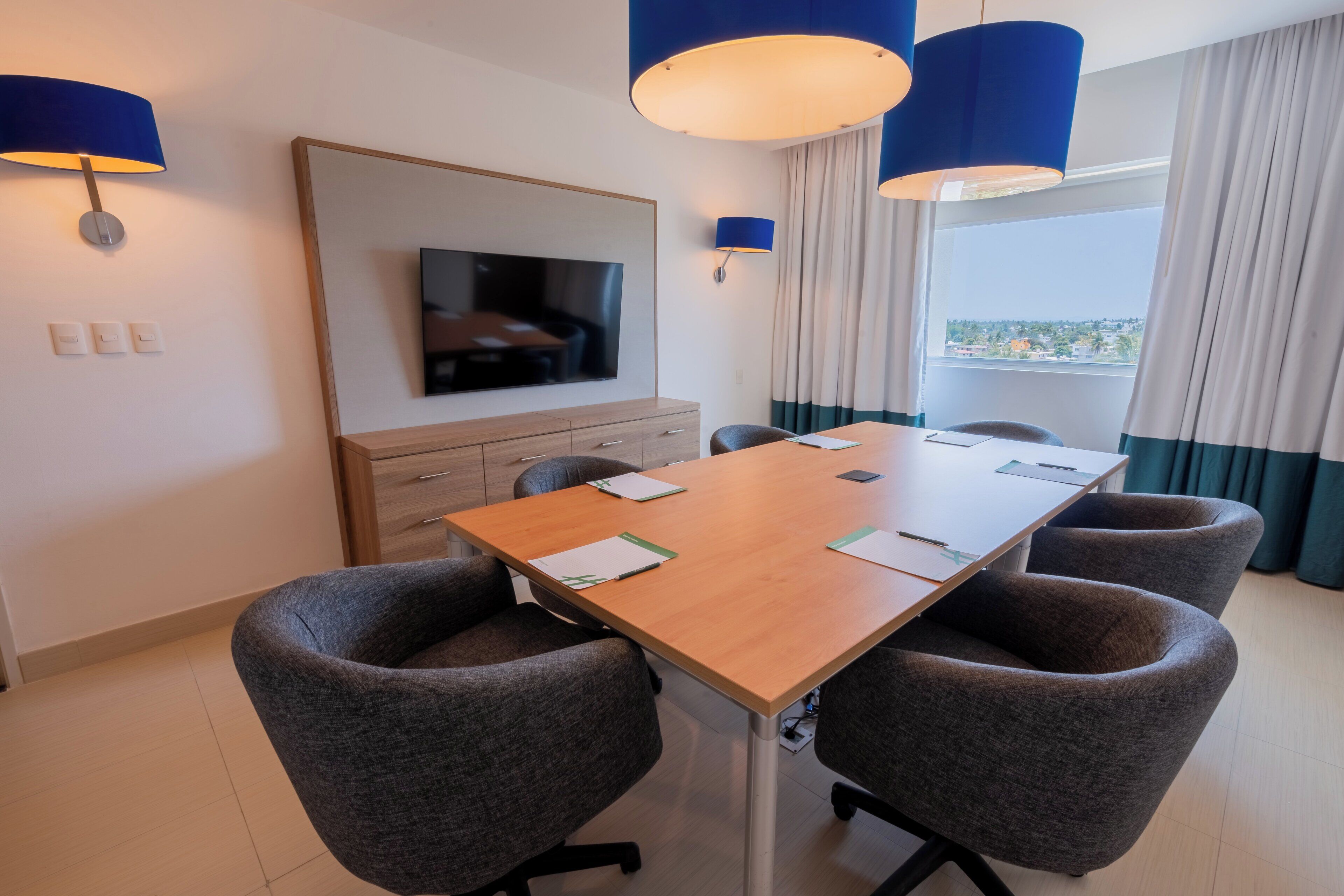 Photo - Holiday Inn Acapulco La Isla, An Ihg