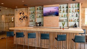 Bar (on property) - Holiday Inn Acapulco La Isla by IHG (Acapulco)