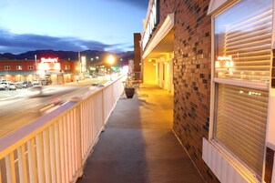 Standard Room, 1 King Bed, Mountain View (Shared Balcony No Pets Faces Highway) | Street view