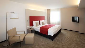 Ropa de cama hipoalergénica, camas con pillow-top y minibar