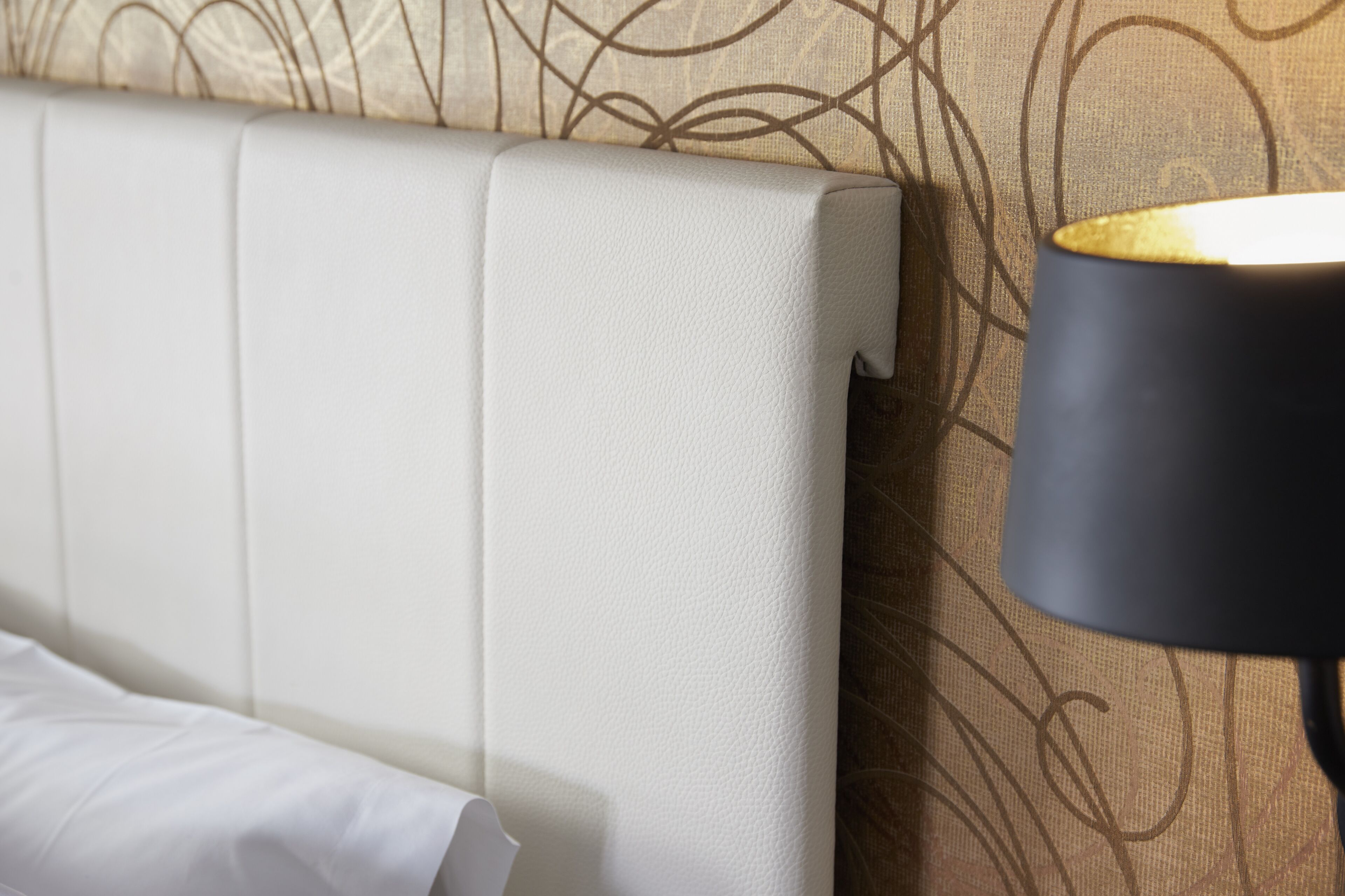 1 bedroom, down duvets, minibar, in-room safe