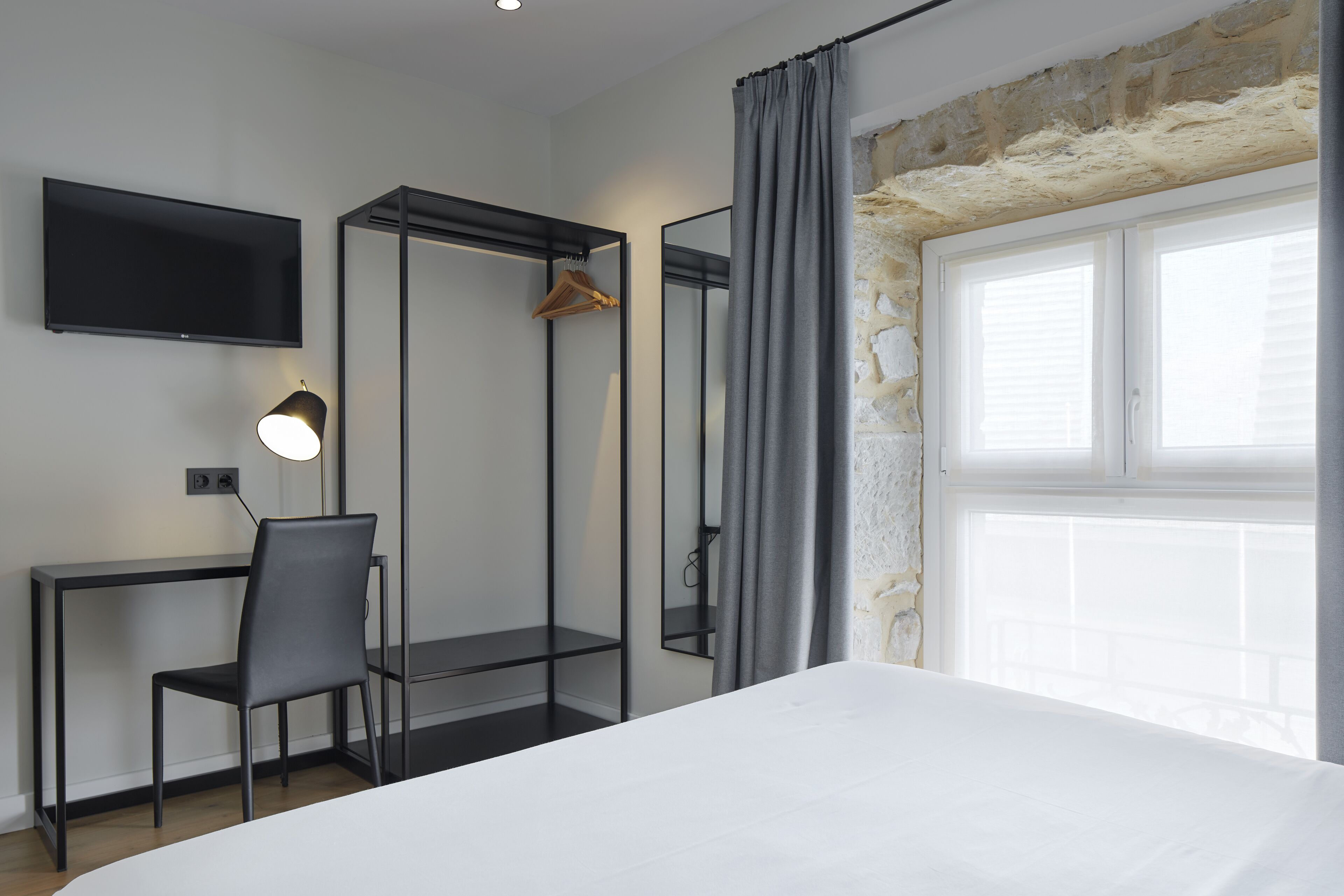superior double room | 1 bedroom, down duvets, minibar, in-room safe