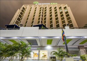 Front of property - Hotel Cosmos Cali (Cali)