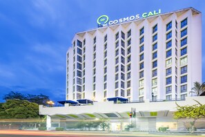 واجهة المنشأة