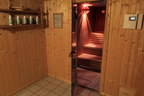 Sauna - Hotel Alpenhaus Evianquelle (Bad Gastein)