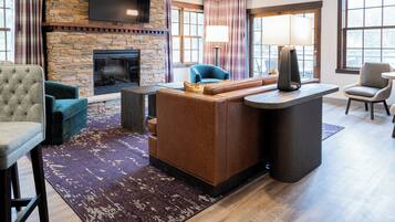 Suite, 1 King Bed with Sofa bed | In-room safe, desk, blackout drapes, iron/ironing board