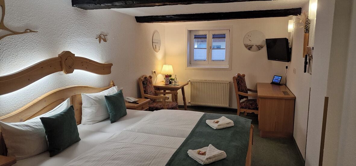 In-room safe, individually decorated, individually furnished, desk