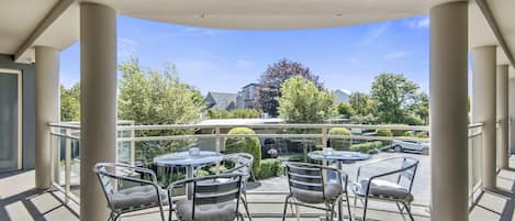 Apartment, 1 Bedroom | Teres/patio
