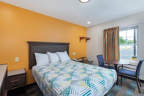 Iron/ironing board, free WiFi - Cardinal Motel (Bowling Green)