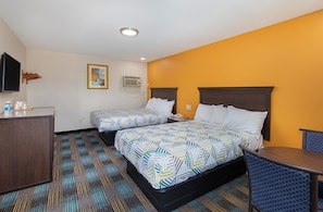 Chambre Standard double, 2 lits doubles, non-fumeur | Fer et planche à repasser, accès au Wi-Fi (inclus)