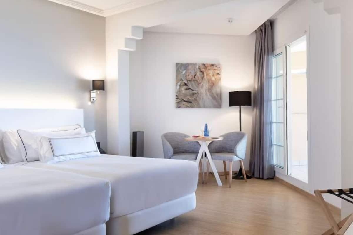 Minibar, in-room safe, blackout curtains, soundproofing