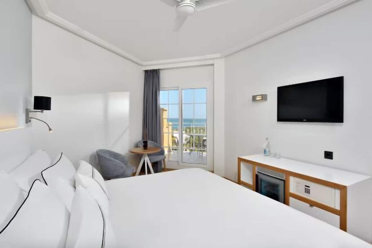 Minibar, in-room safe, blackout curtains, soundproofing
