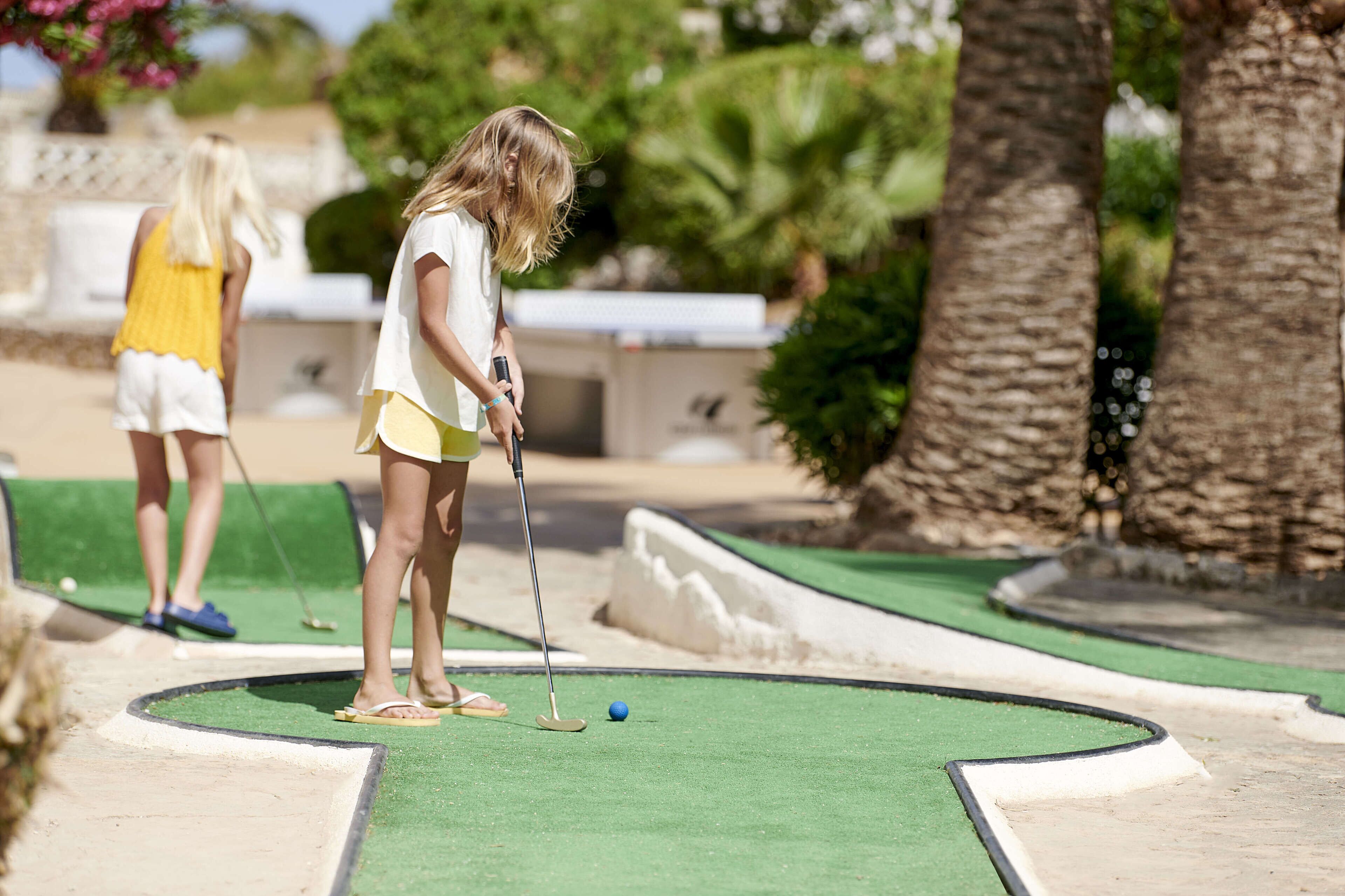 mini-golf