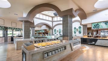 6 restaurants, serveren ontbijt, diner, lokale gerechten