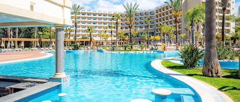 5 barer/lounger, bar i bassenget og bassengbar