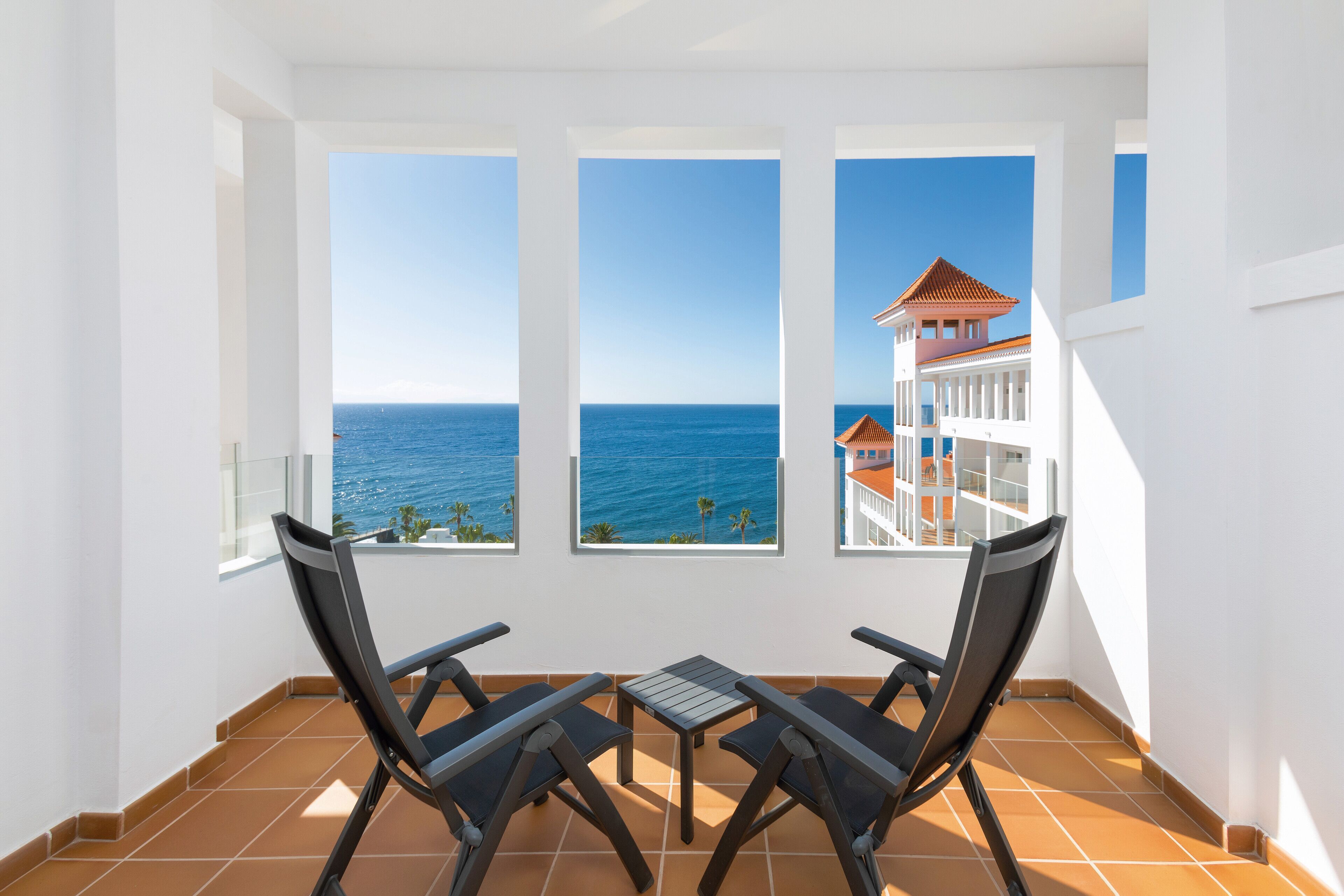 Double Room, Balcony, Sea View | In-room safe, free cribs/infant beds, free WiFi, bed sheets