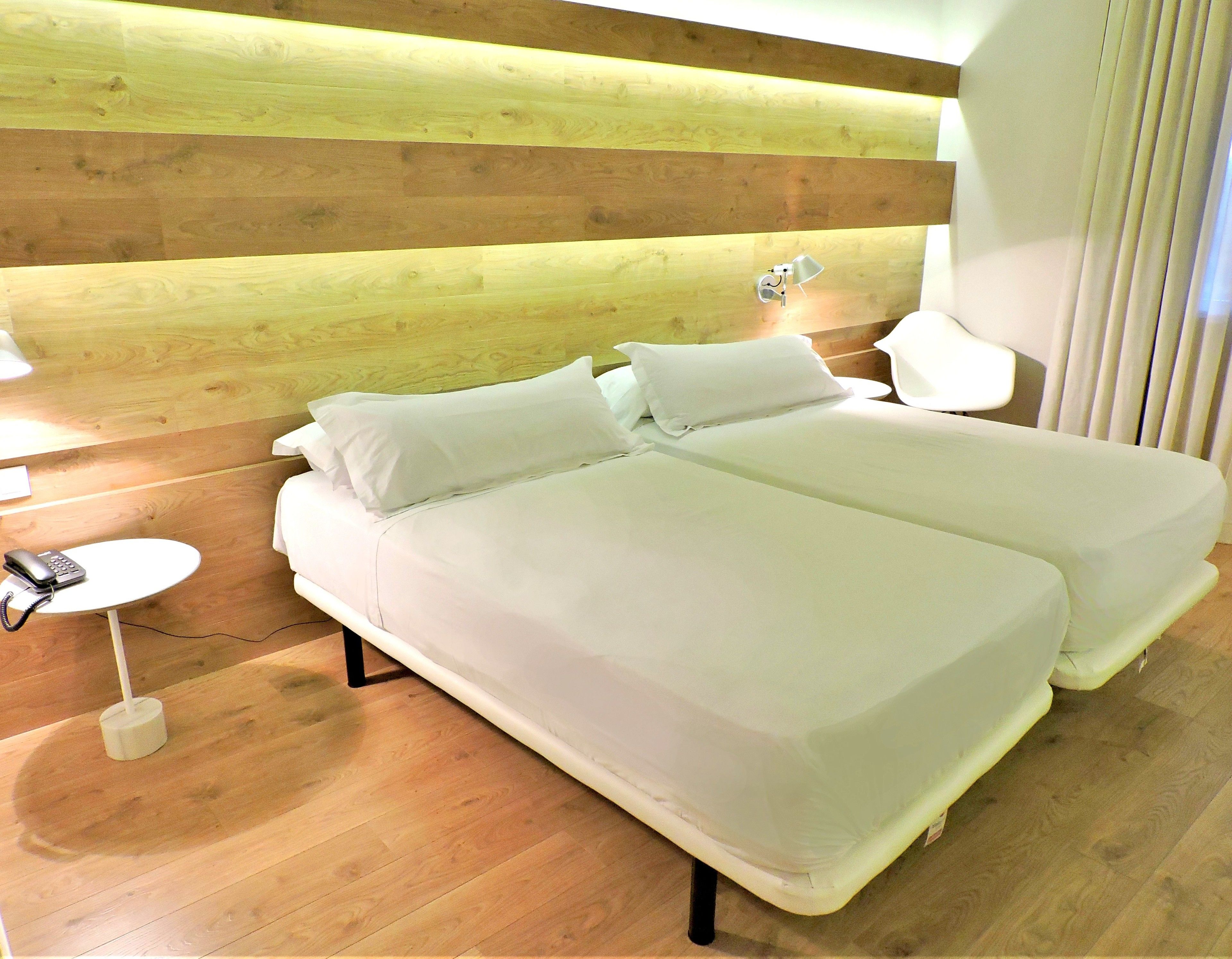 Twin Room | Desk, soundproofing, free WiFi, bed sheets