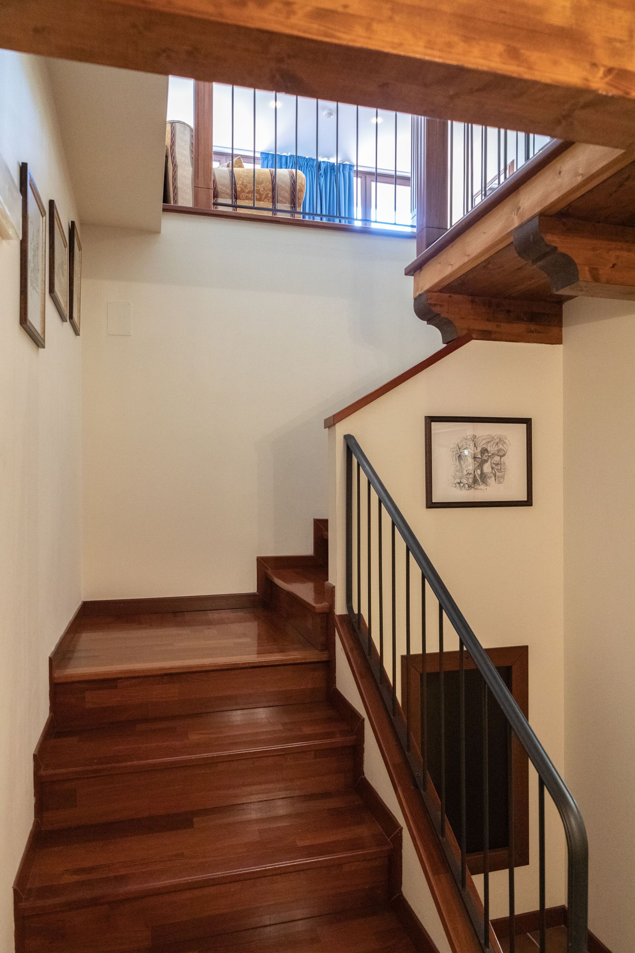 luxury suite | 1 bedroom, minibar, in-room safe, individually furnished