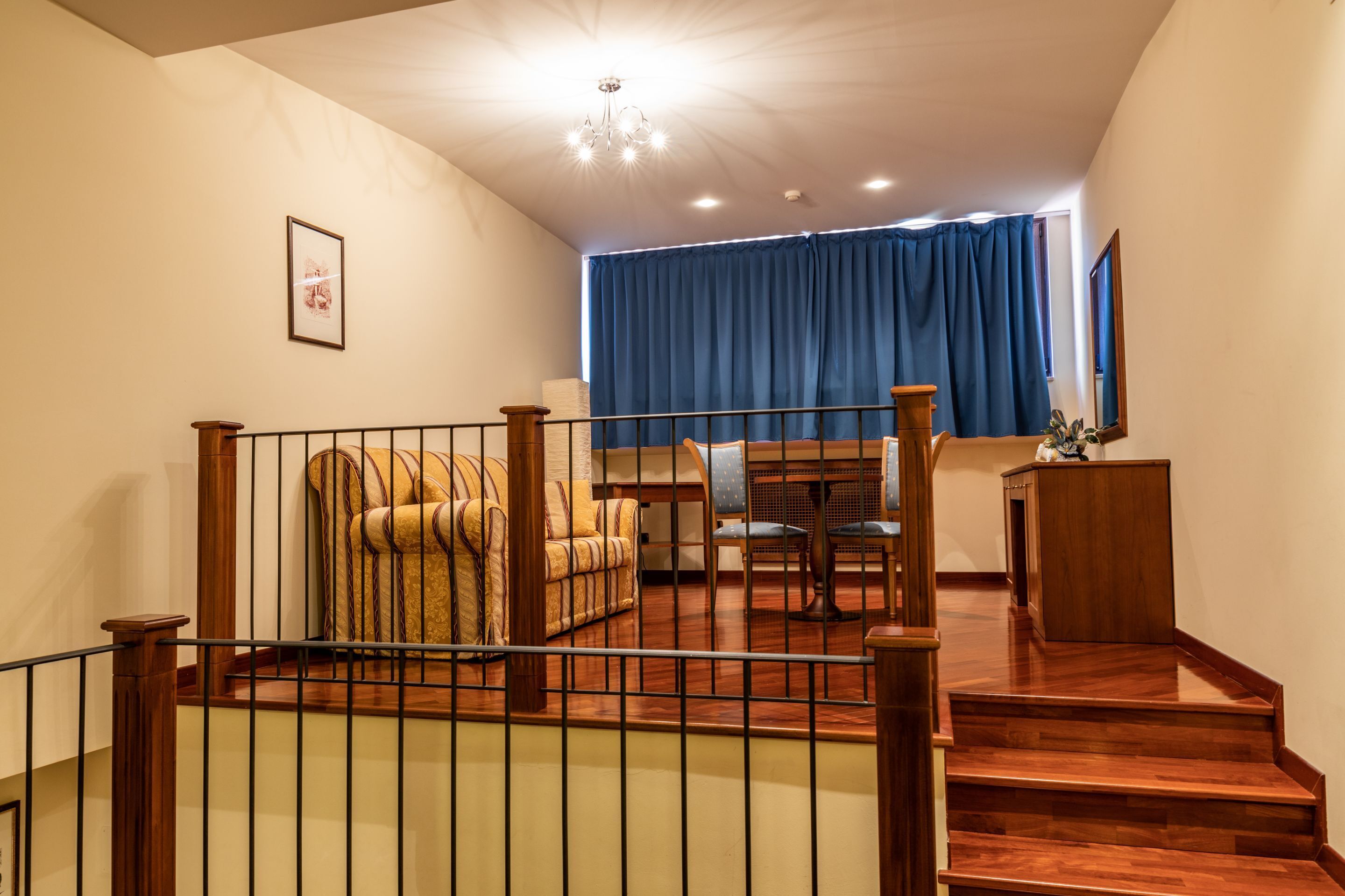 luxury suite | 1 bedroom, minibar, in-room safe, individually furnished