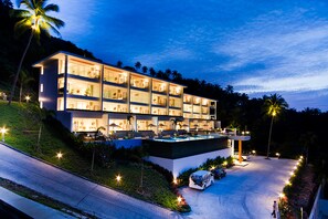 Front of property - evening/night