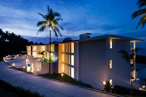 Front of property - evening/night