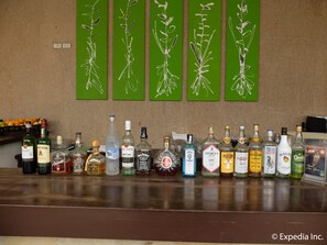 Cocktail bar, ocean views - Asya Premier Suites (Boracay Island)