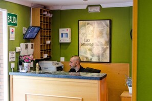 Lobby - Hostal Las Abadias (Merida)