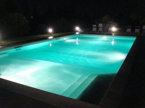 Outdoor pool, open 8 AM to 7:30 PM, sun loungers