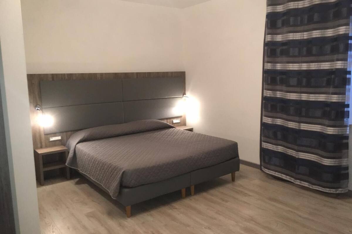 minibar, in-room safe, individually furnished, desk