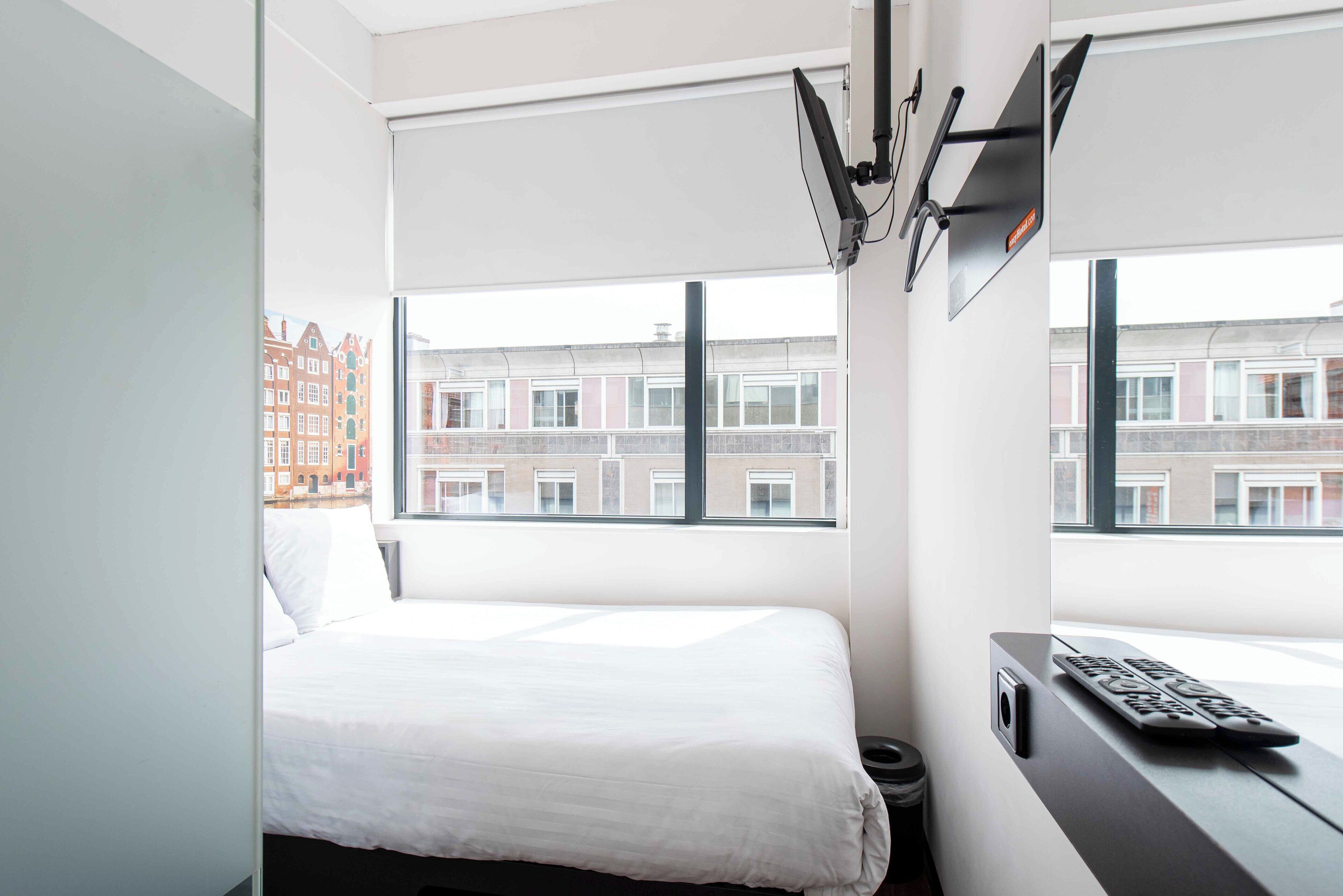 Photo - easyHotel Amsterdam City Centre South