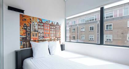 easyHotel Amsterdam City Centre South