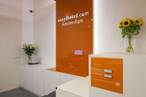 Check-in/check-out kiosk