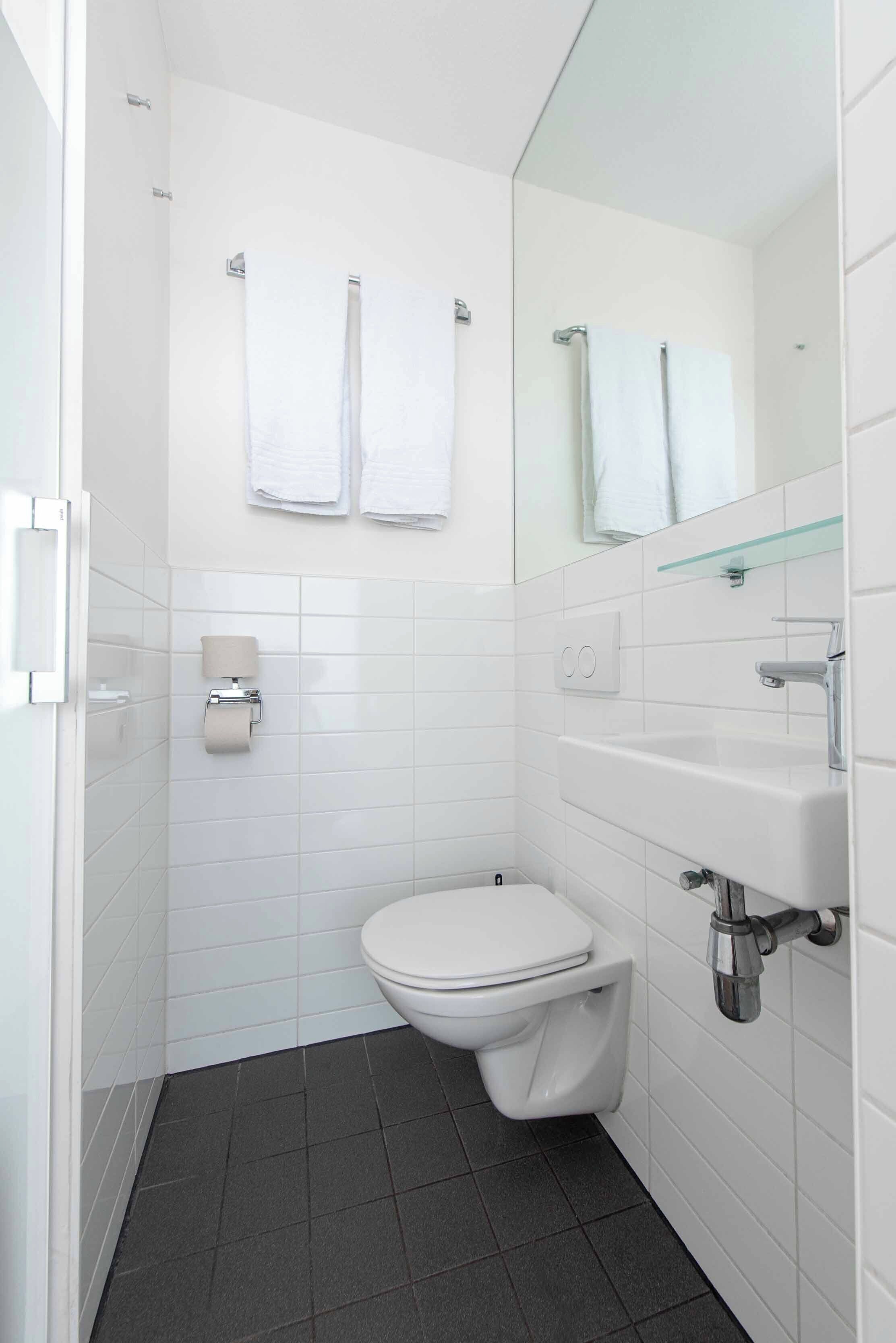 Photo - easyHotel Amsterdam City Centre South