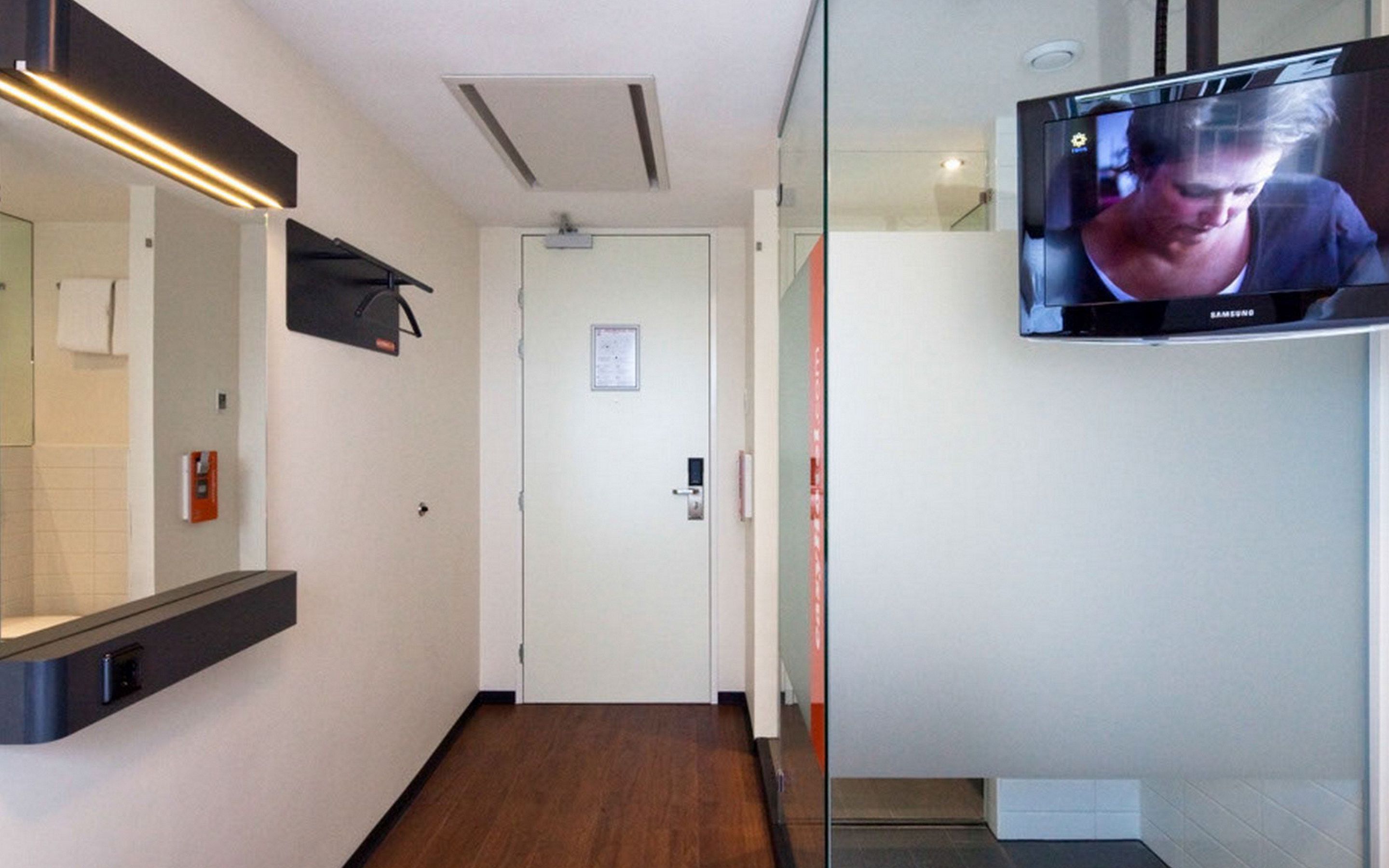 Foto - easyHotel Amsterdam City Centre South