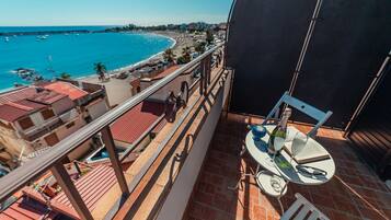 Superior Double Room, Sea View | Terrace/patio