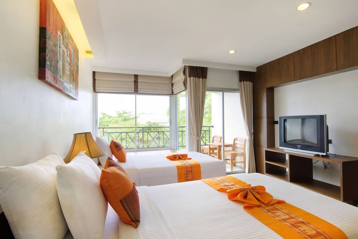 Superior Room (Plus) | Minibar, in-room safe, rollaway beds, free WiFi