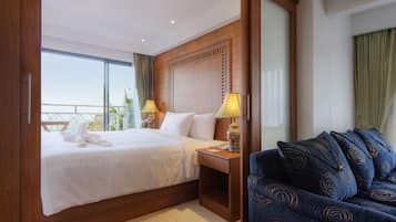 Minibar, in-room safe, rollaway beds, free WiFi