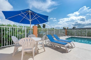 Outdoor pool, pool loungers