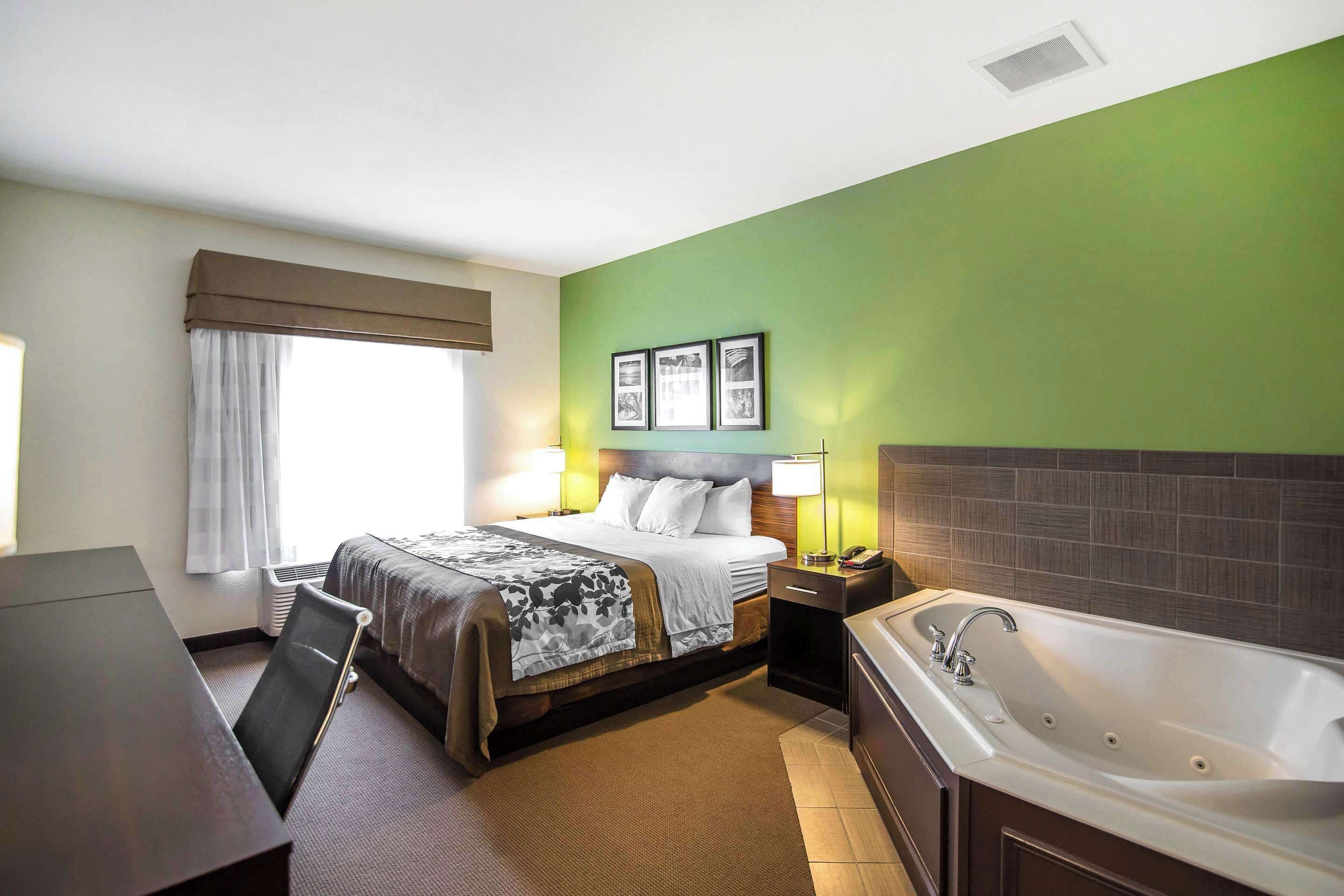 Desk, iron/ironing board, free cribs/infant beds, free WiFi