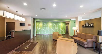 Sleep Inn & Suites Haysville - Wichita South