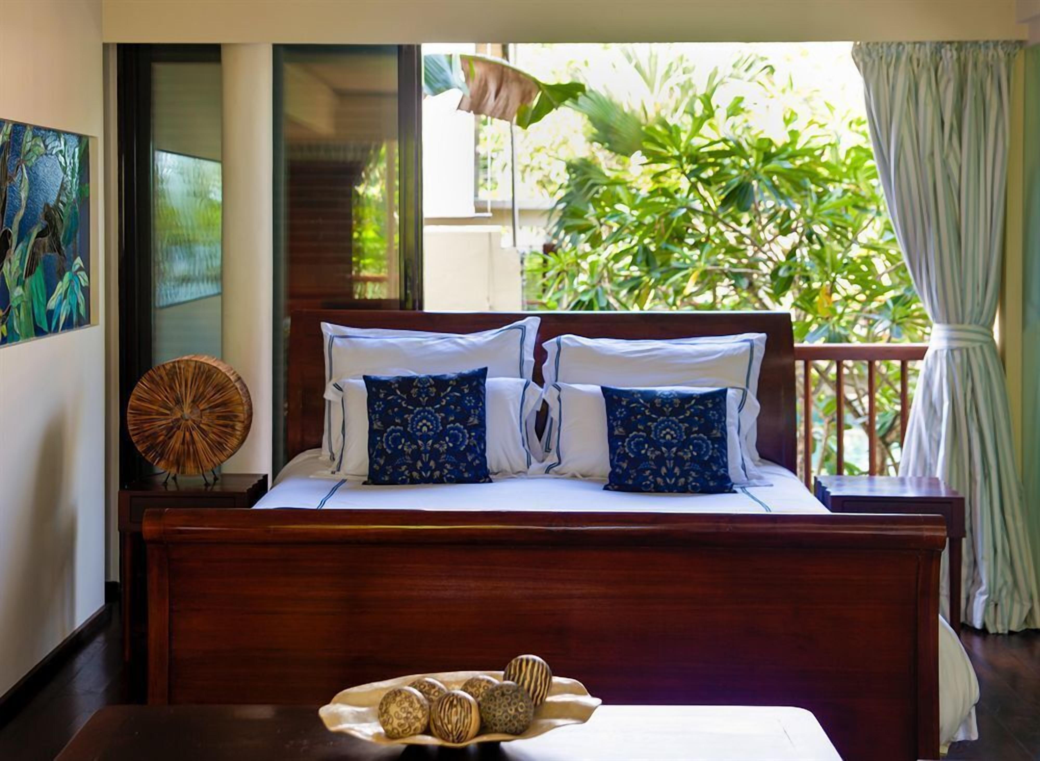 premium bedding, minibar, in-room safe, individually decorated