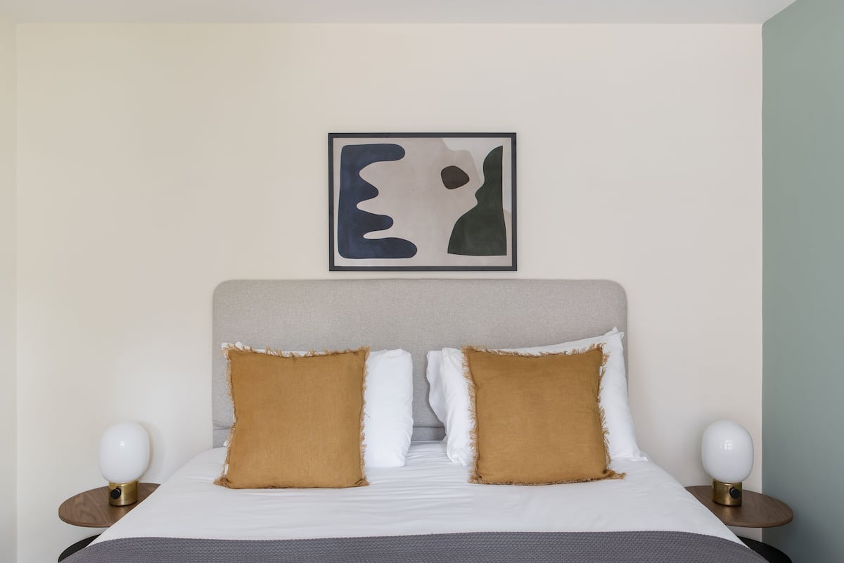 1 bedroom, in-room safe, iron/ironing board, free cots/infant beds