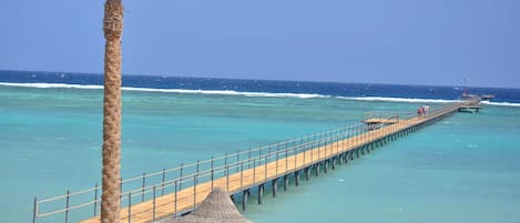 Uitzicht op strand/zee