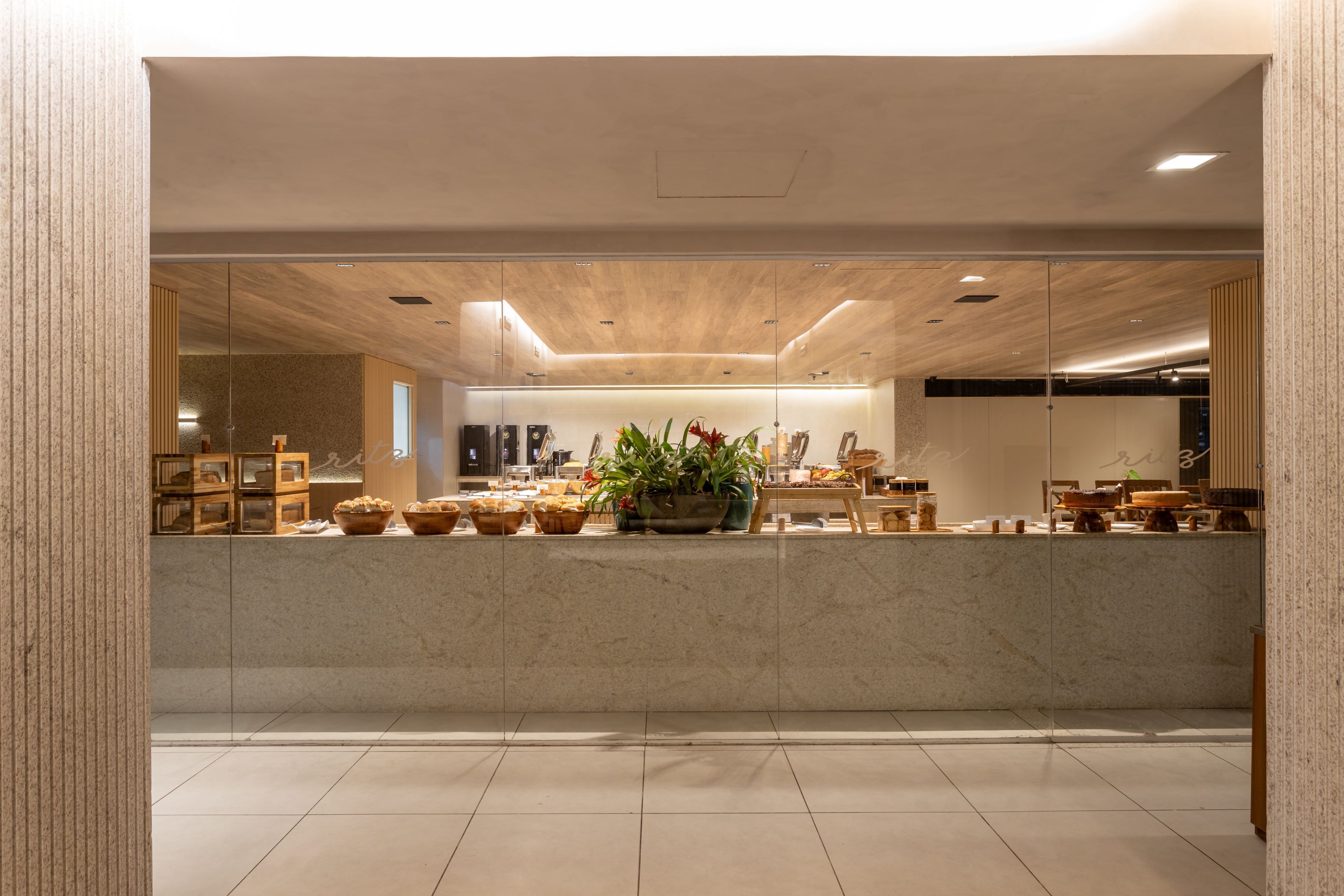 breakfast, lunch and dinner served